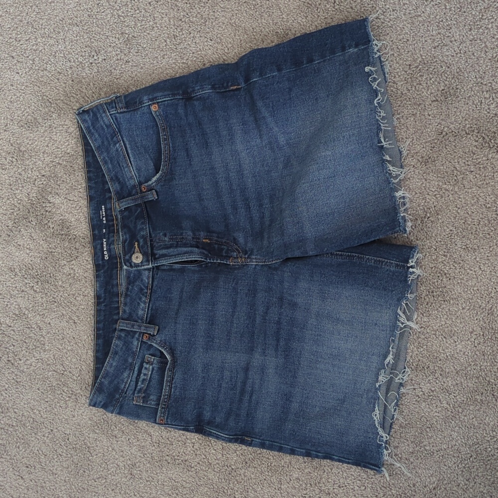 Old Navy Women's Medium Wash Denim Shorts Mid Ride OG Loose Size 14